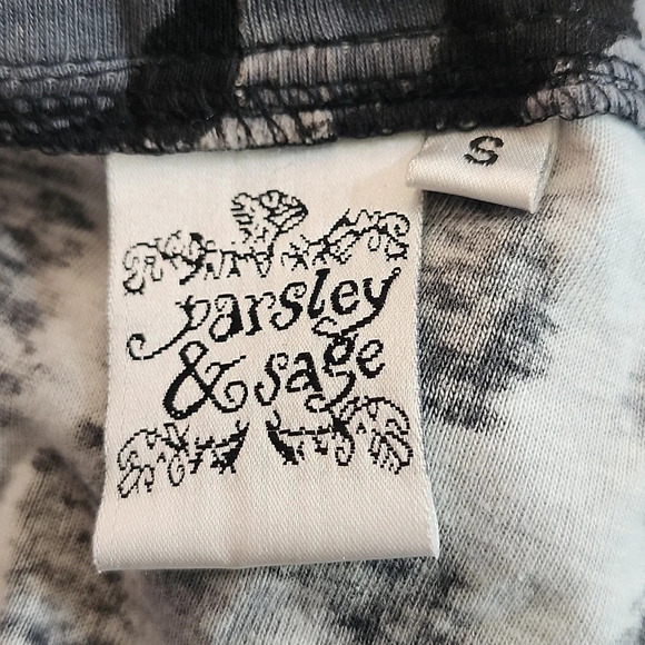 Parsley & Sage Hi Lo Leopard Print Scarf Neck Top sz S - Picture 10 of 10